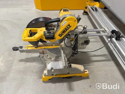 Kap- & gersåg Dewalt DW717 XPS med sågbänk