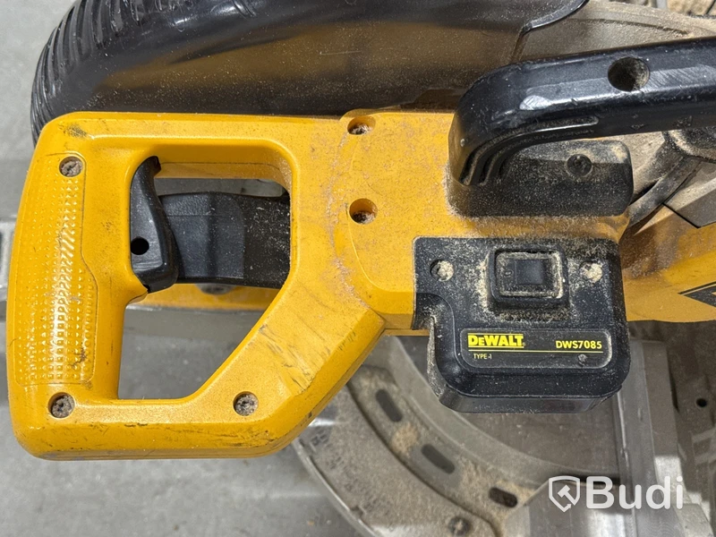 Kap- & gersåg Dewalt DW717 XPS med sågbänk