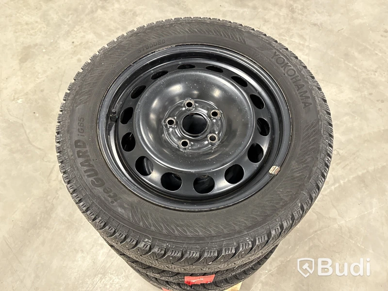 4 st vinterhjul 205/55R16 | Volkswagen Caddy