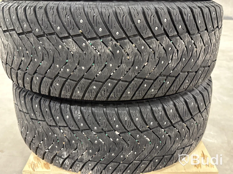 4 st vinterhjul 205/55R16 | Volkswagen Caddy