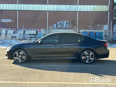 BMW 750 LD xDrive G12 | 9690 mil | 2018 | M-Sport | Executive