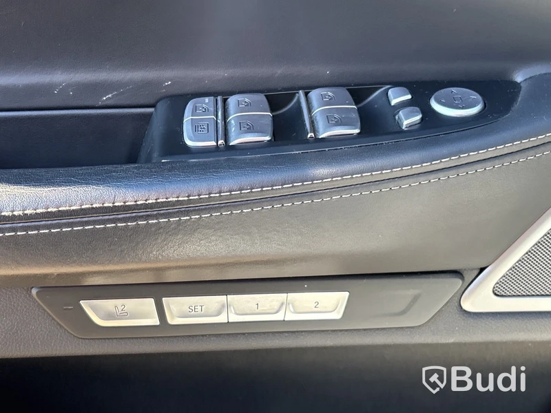 BMW 750 LD xDrive G12 | 9690 mil | 2018 | M-Sport | Executive