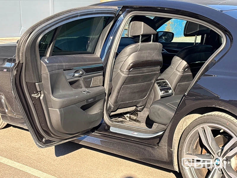 BMW 750 LD xDrive G12 | 9690 mil | 2018 | M-Sport | Executive
