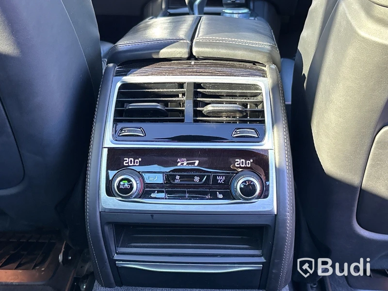 BMW 750 LD xDrive G12 | 9690 mil | 2018 | M-Sport | Executive