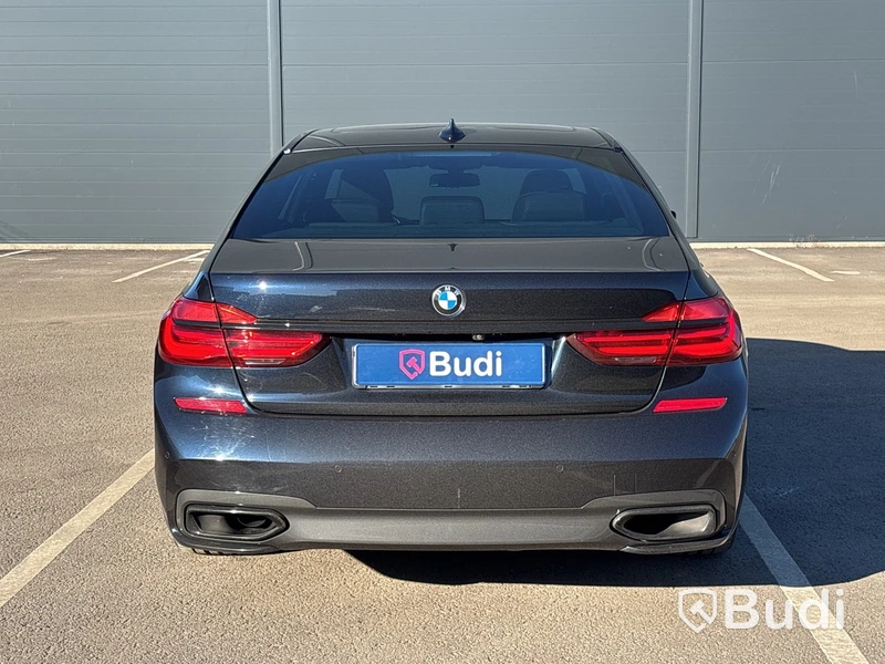 BMW 750 LD xDrive G12 | 9690 mil | 2018 | M-Sport | Executive