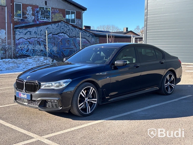 BMW 750 LD xDrive G12 | 9690 mil | 2018 | M-Sport | Executive