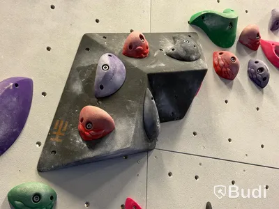 Bouldering Wall, T-Wall
