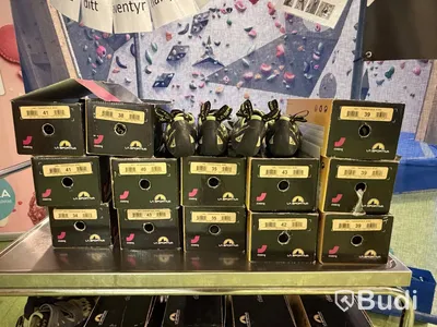 Klätterskor La Sportiva, flera storlekar, ca 30 par