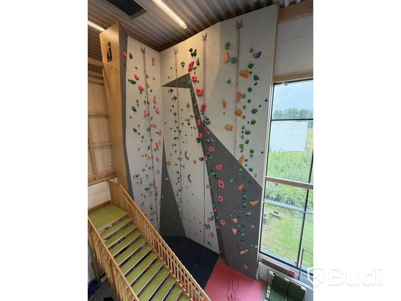Rope Climbing Wall, T-Wall, 10 metres
