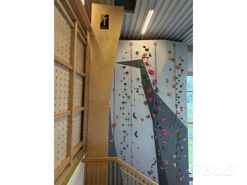 Rope Climbing Wall, T-Wall, 10 metres