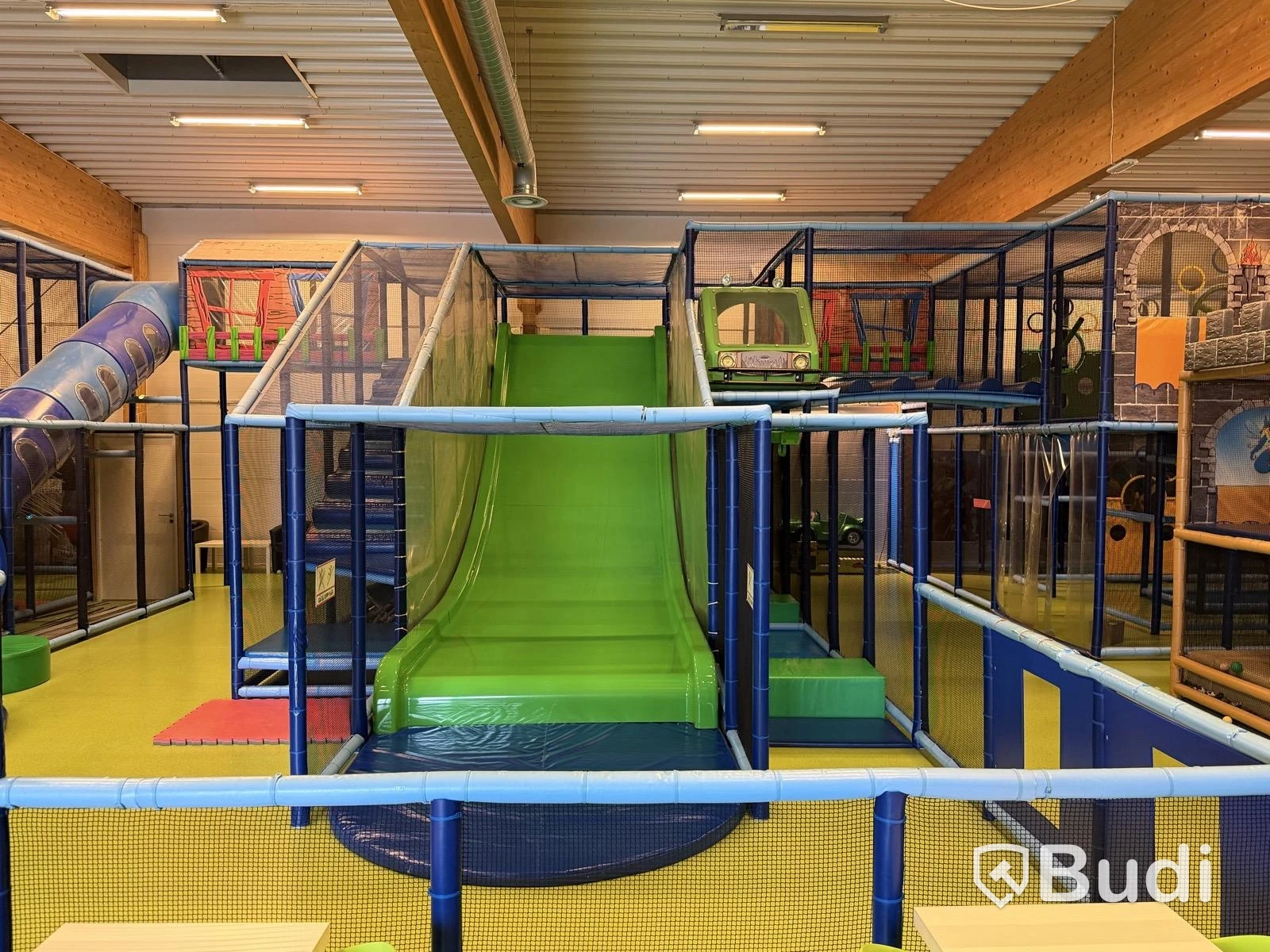 Large indoor playground, PlayCo, length approx. 37 metres