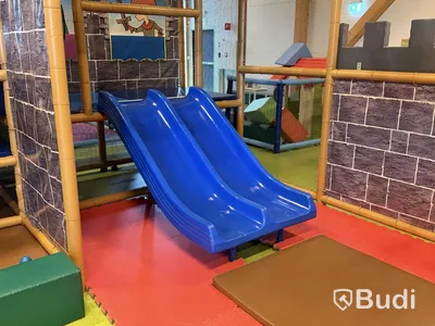 Stor lek- och klätterställning, PlayCo, längd ca 37 meter