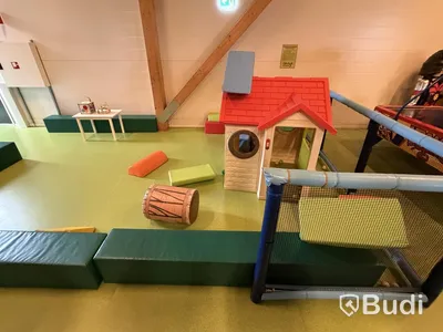 Stor lek- och klätterställning, PlayCo, längd ca 37 meter