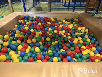 Stor lek- och klätterställning, PlayCo, längd ca 37 meter