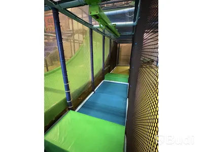 Stor lek- och klätterställning, PlayCo, längd ca 37 meter