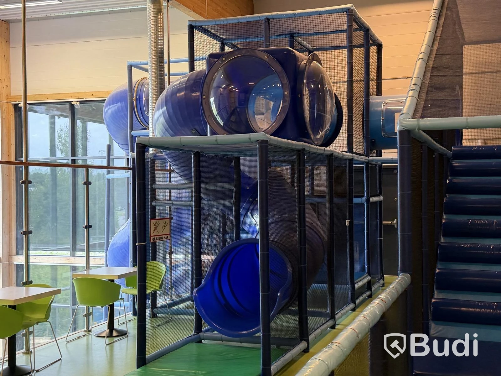 Large indoor playground, PlayCo, length approx. 37 metres