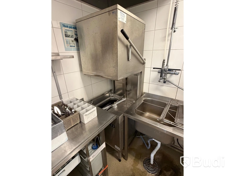 Diskmaskin, Hobart ecomax 602-10, med in- och utmatningsbänk