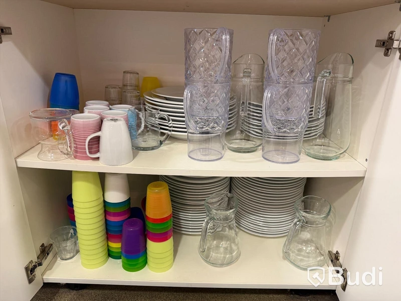 Lot of tableware: plates, glasses and jugs