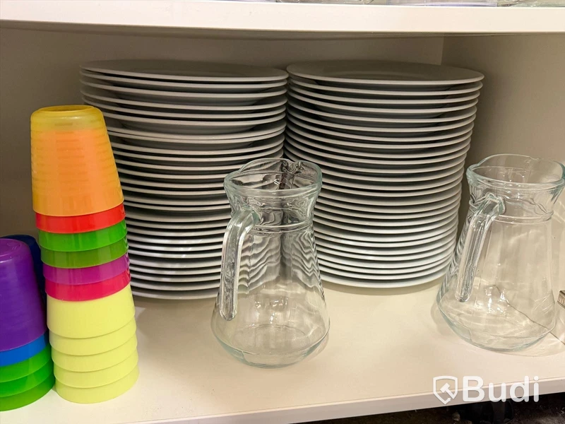 Lot of tableware: plates, glasses and jugs