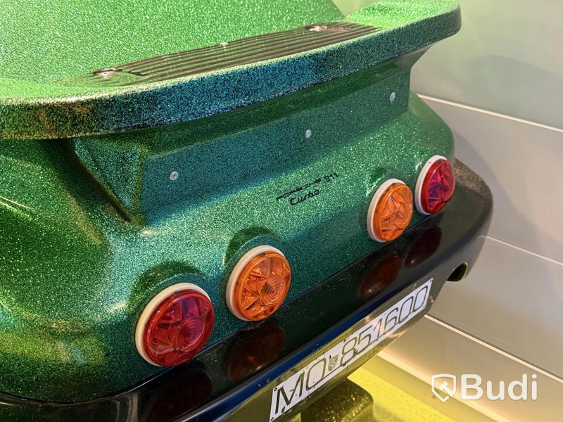 Åkattraktion, Elf, Porsche 911 Turbo