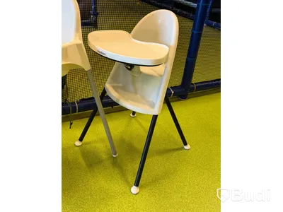 7 st barnstolar, bl.a. Stokke och BabyBjörn