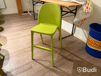 Kalasrum 3 - 15 stol IKEA Urban samt 2 bord samt avlastningsbord