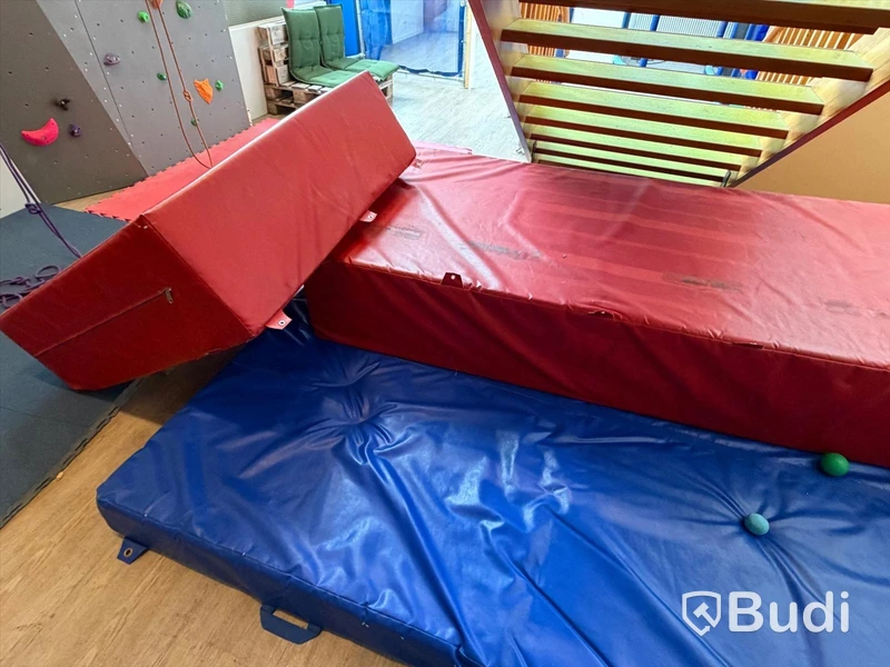 Gymnastics mats, 3 pcs