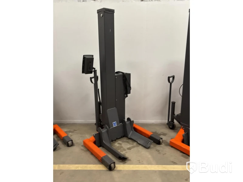 Mobil billyft 4 st Finkbeiner EHB 1003, mobila lyftar på hjul tot. 12 ton, inkl.  8 st. Pallbockar Stertil Koni, JS-H8F, 8,5 ton