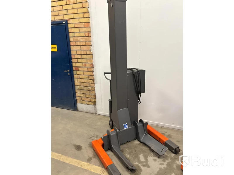 Mobil billyft 4 st Finkbeiner EHB 1003, mobila lyftar på hjul tot. 12 ton, inkl.  8 st. Pallbockar Stertil Koni, JS-H8F, 8,5 ton