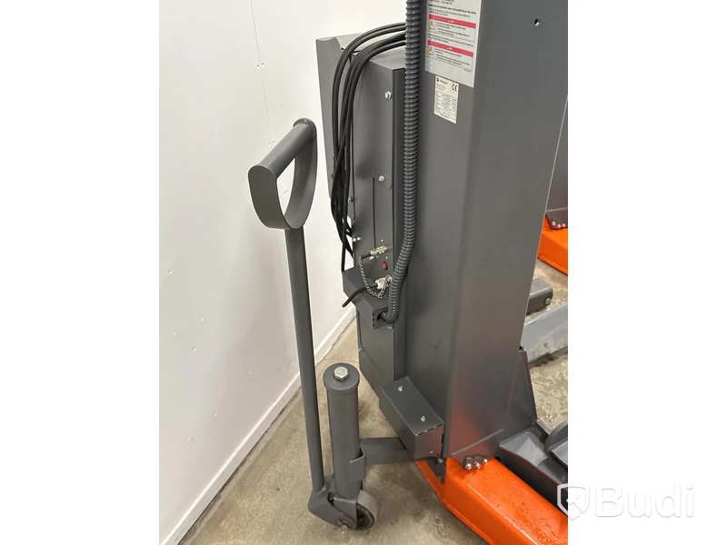 Mobil billyft 4 st Finkbeiner EHB 1003, mobila lyftar på hjul tot. 12 ton, inkl.  8 st. Pallbockar Stertil Koni, JS-H8F, 8,5 ton