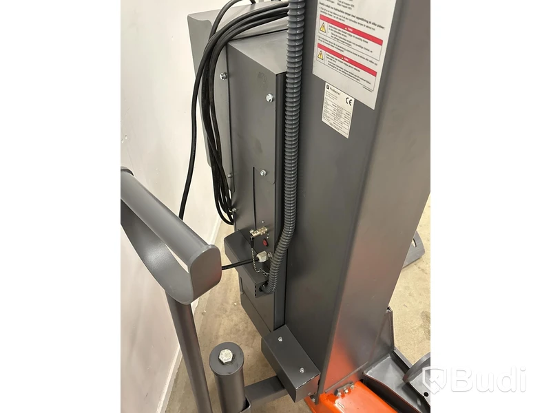 Mobil billyft 4 st Finkbeiner EHB 1003, mobila lyftar på hjul tot. 12 ton, inkl.  8 st. Pallbockar Stertil Koni, JS-H8F, 8,5 ton