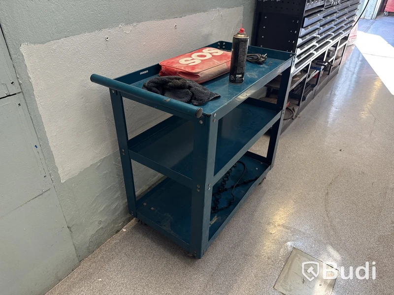 Blå verktygsvagn med 3 hyllor