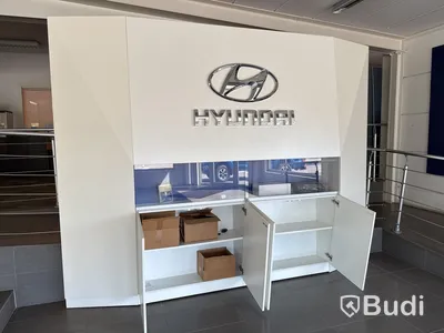 Displayinredning, broschyrställ m.m Hyundai