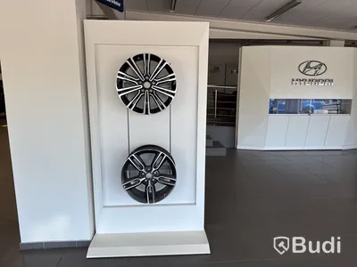 Displayinredning, broschyrställ m.m Hyundai
