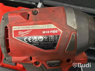 Slagskruvdragare Milwaukee M18 FID2, med laddare och batteri