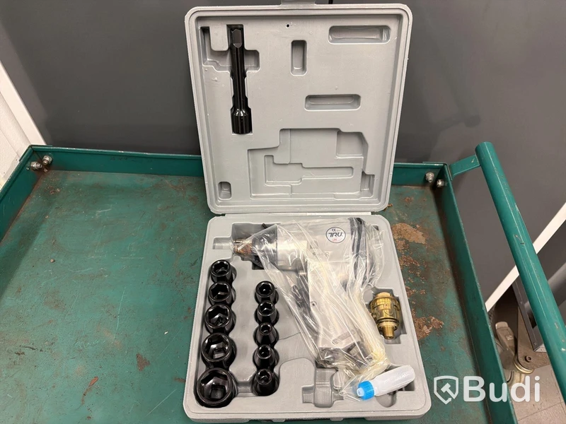 Mutterdragare 1/2" med hylsor