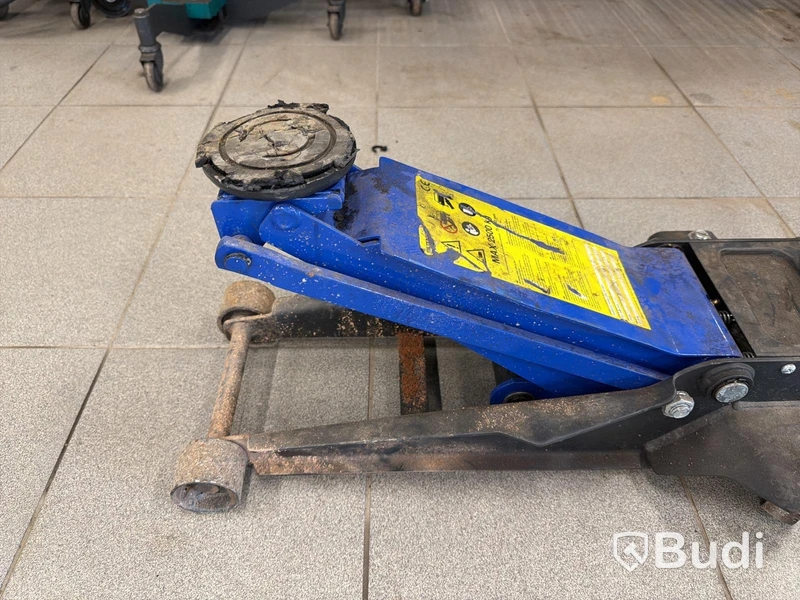 Domkraft Biltema 15-895, 2500 kg