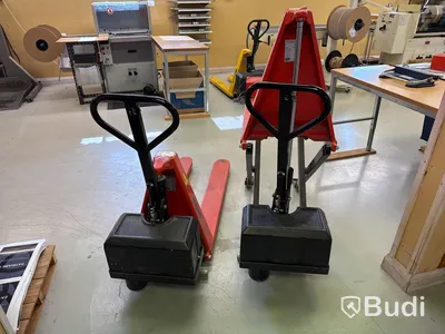 2 st höglyftande palldragare Rapid (batteridrivna)