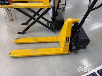 2 st höglyftande palldragare Mach Lift (batteridrivna)