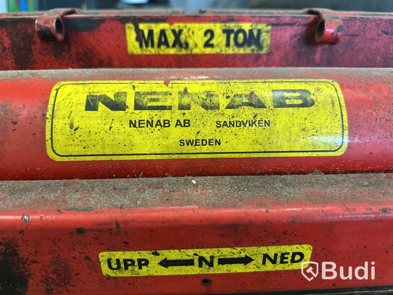 Golvlift NENAB 2 ton