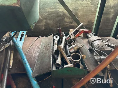 2 st arbetsbänkar i metall B 1500 mm