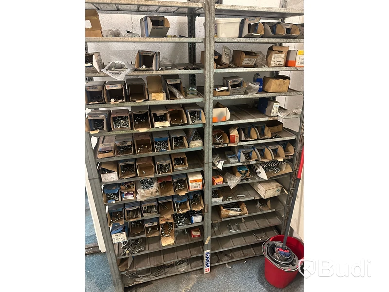 Hyllsektioner med allt innehåll, se bilder