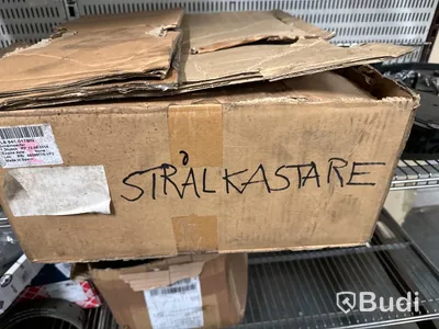 Hyllsektioner med allt innehåll, se bilder