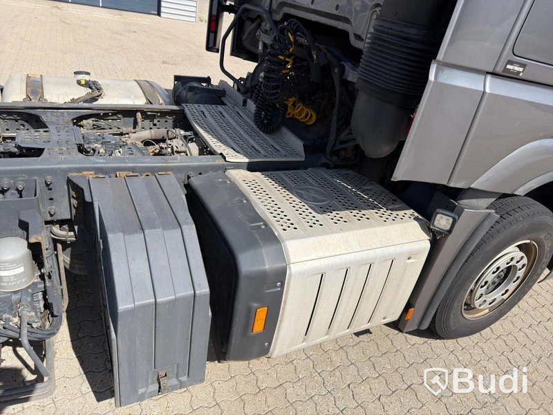 Dragbil Mercedes-Benz 963-4-C ACTROS -2019