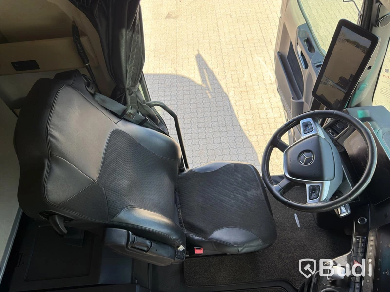 Dragbil Mercedes-Benz 963-4-C ACTROS -2019