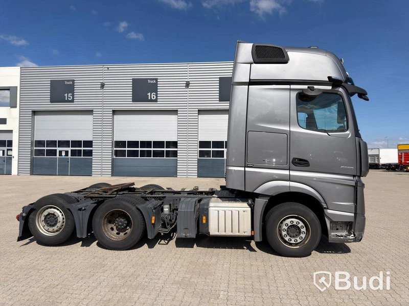Dragbil Mercedes-Benz 963-4-C ACTROS -2019