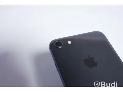iPhone 8 - 64 GB, 84 procent batterihälsa, Apple.