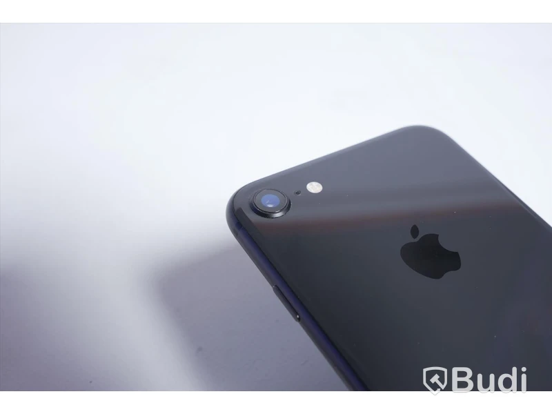 iPhone 8 - 64 GB, 96 procent batterihälsa, Apple.