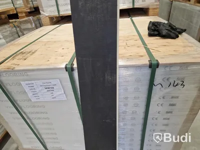 Pallet of vinyl flooring, 114 m², Oak