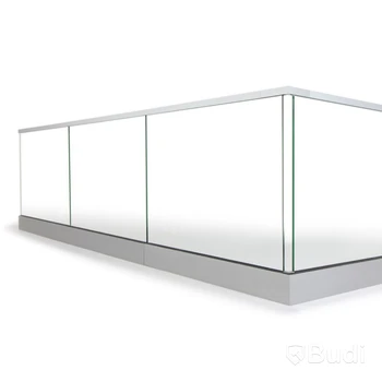 Glasräcke, 12 meter med monteringsdetaljer, NY